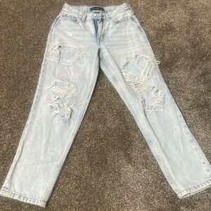Aeropostale - High-Rise Mom Jean; 000
